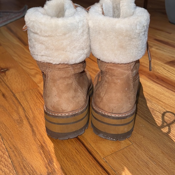 Timberland WOMEN'S COURMAYEUR VALLEY WATERPROOF FAUX-FUR BOOTS - Picture 2 of 6